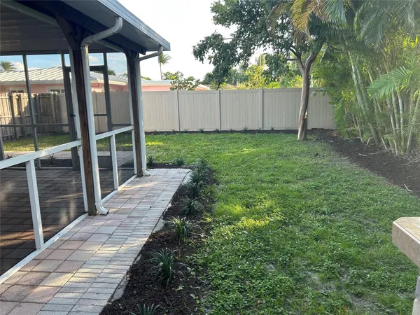 $7,500 | 4431 Northeast 28th Avenue, Lighthouse Point, FL 33064