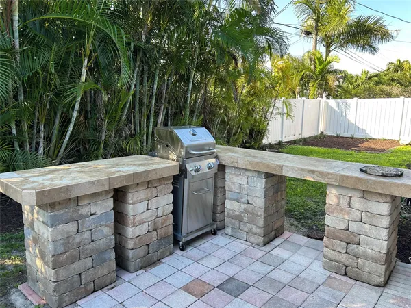 $7,500 | 4431 Northeast 28th Avenue, Lighthouse Point, FL 33064