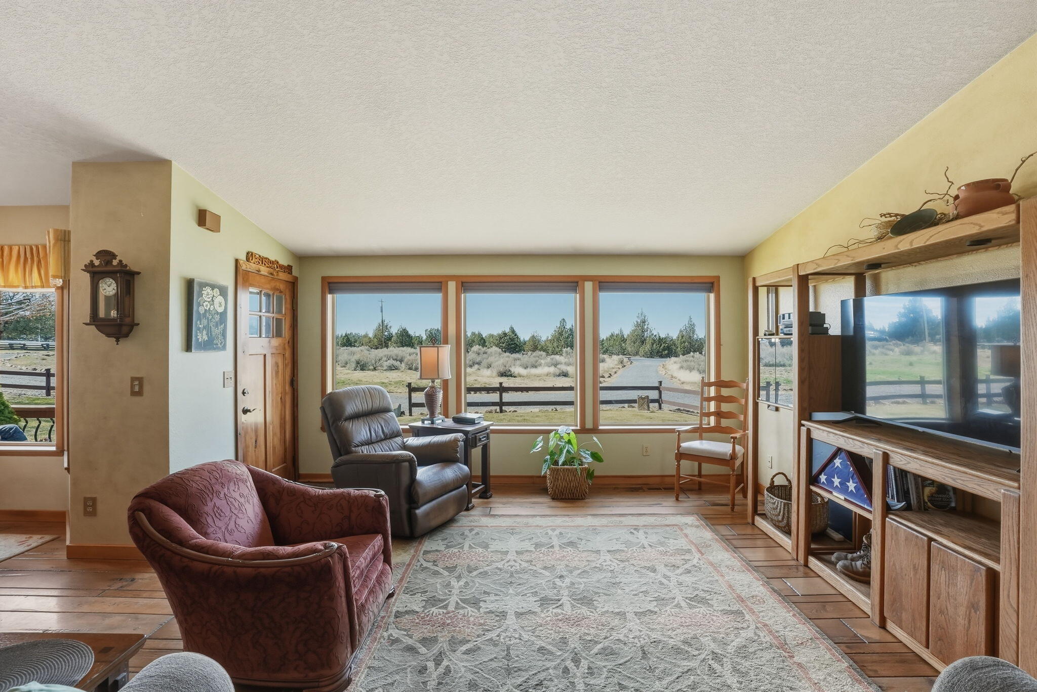 7950 Southwest Copley Road Powell Butte, OR 97753 - Photo 5 of 56 25-web-or-mls-Riley_Visuals_025