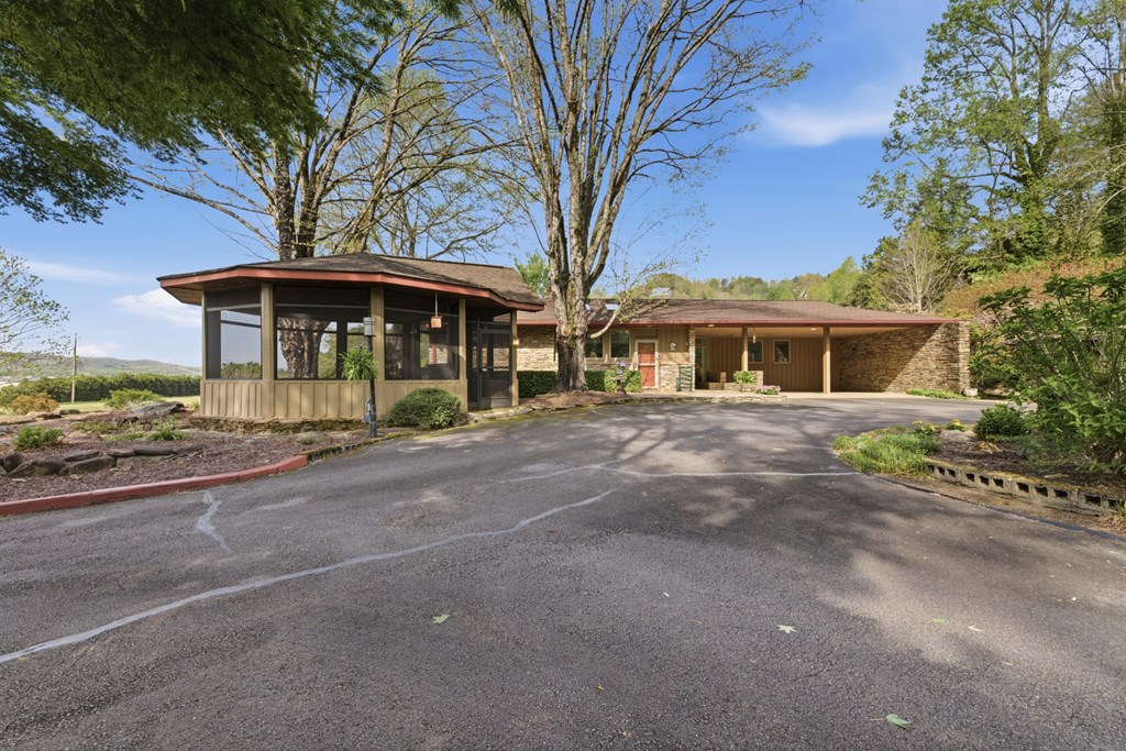 6203 Airport Road Andrews, NC 28901 - Photo 28 of 50 a view of a house with a yard