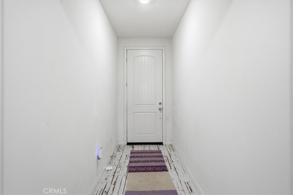 32350 Iron Trail Road Winchester, CA 92596 - Photo 15 of 32 a view of a room