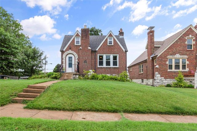 $310,000 | 7560 West Bruno Avenue, St. Louis, MO 63117