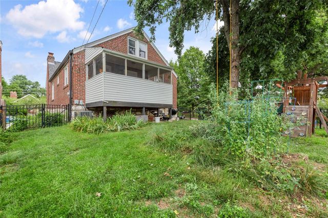 $310,000 | 7560 West Bruno Avenue, St. Louis, MO 63117