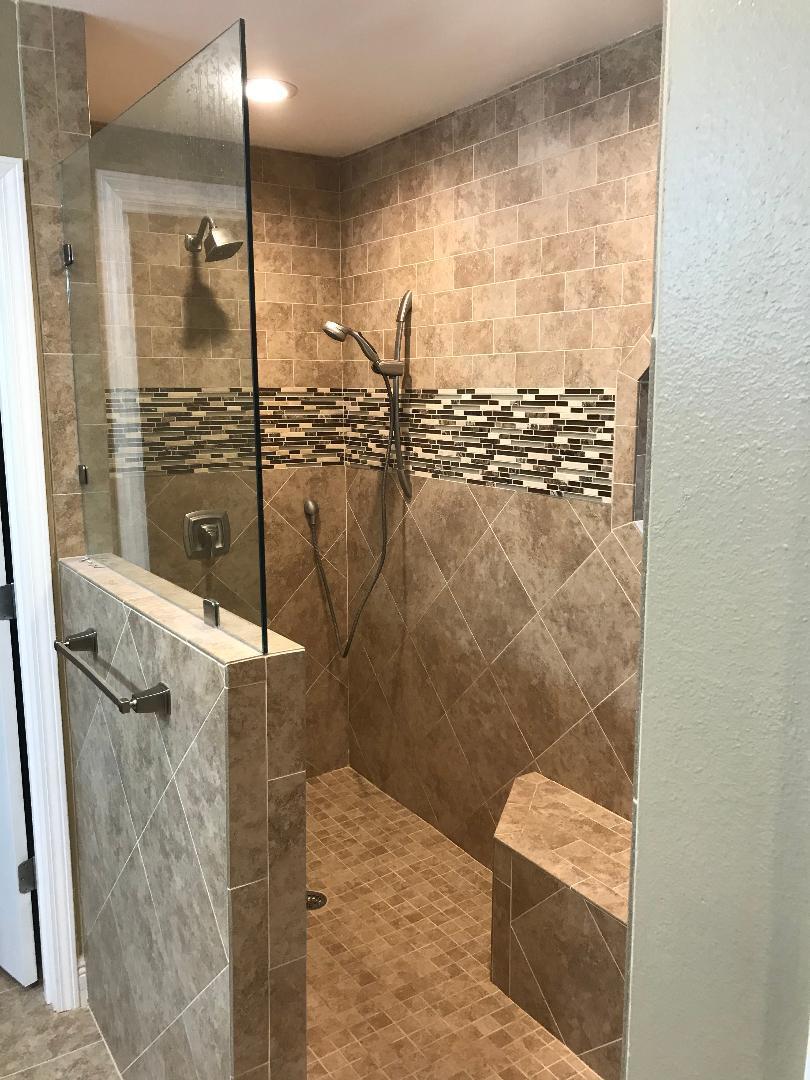 306 Greyfox Circle Crestview, FL 32536 - Photo 8 of 23 a bathroom with shower