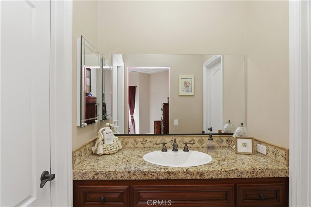 17041 Frankland Lane Riverside, CA 92504 - Photo 31 of 74