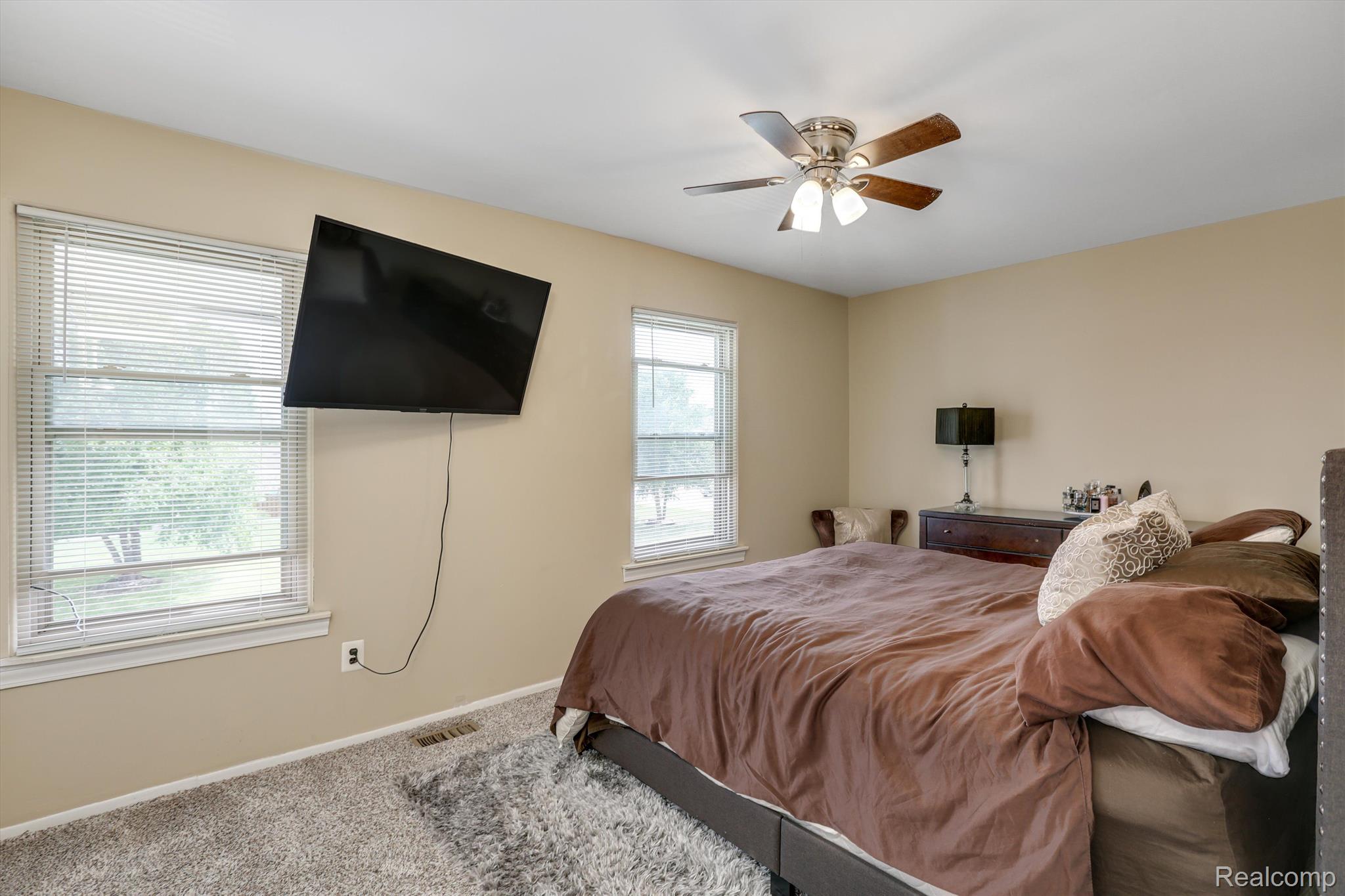 18560 Rudgate Street Southgate, MI 48195 - Photo 23 of 30
