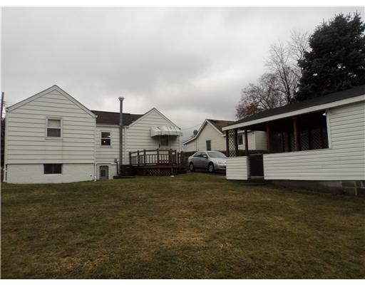 1104 Ridgeway Avenue Aliquippa, PA 15001 - Photo 11 of 14 Exterior Back.