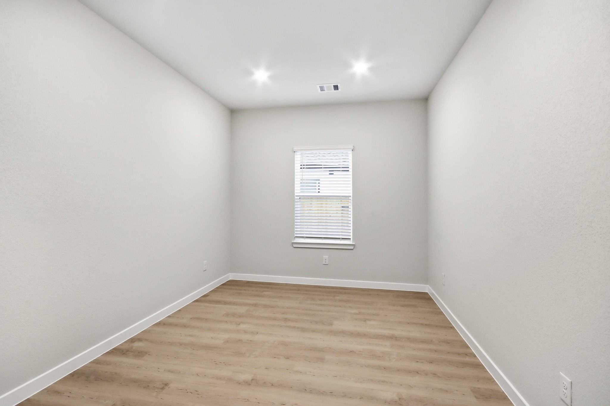 9707 Caney Bend Road Conroe, TX 77303 - Photo 8 of 20