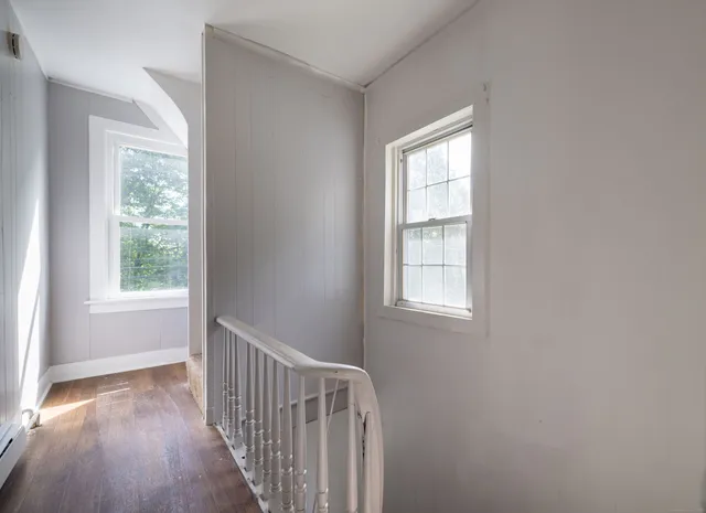 $2,600 | 324 Norwich Avenue, Unit B, Norwich, CT 06380