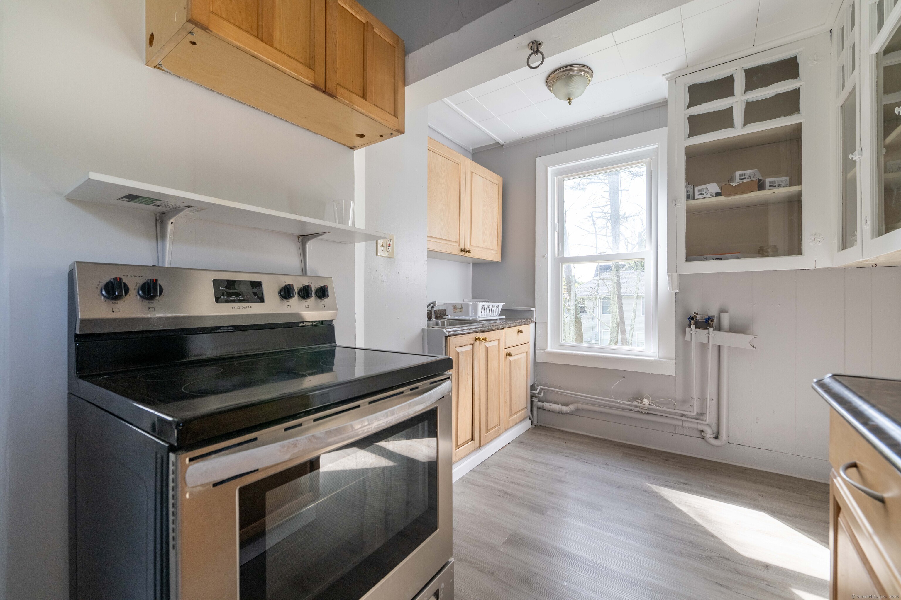 324 Norwich Avenue, Unit B Norwich, CT 06380 - Photo 4 of 21