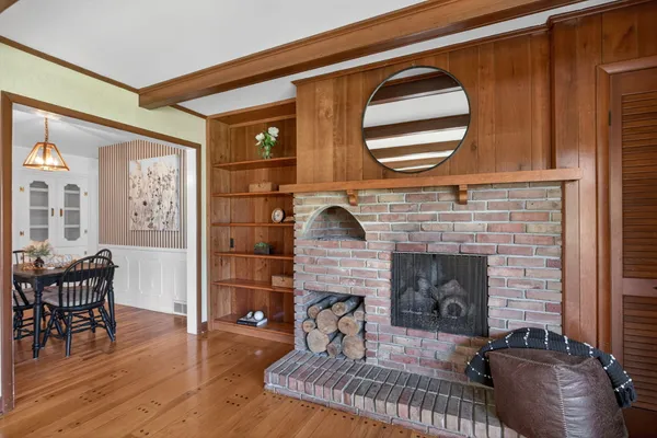 $259,900 | 1616 Cascade Court, Jackson, MI 49203
