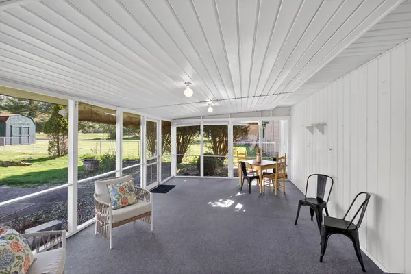 $259,900 | 1616 Cascade Court, Jackson, MI 49203