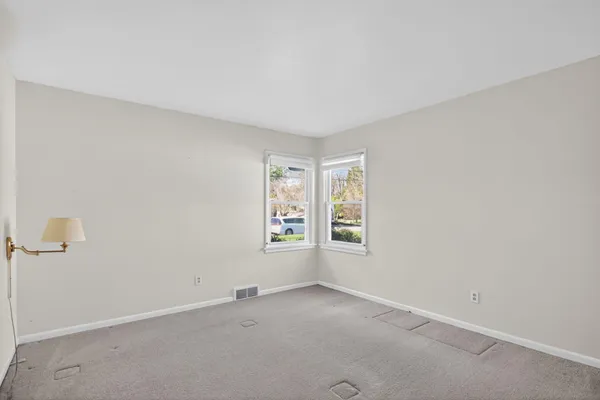 $259,900 | 1616 Cascade Court, Jackson, MI 49203