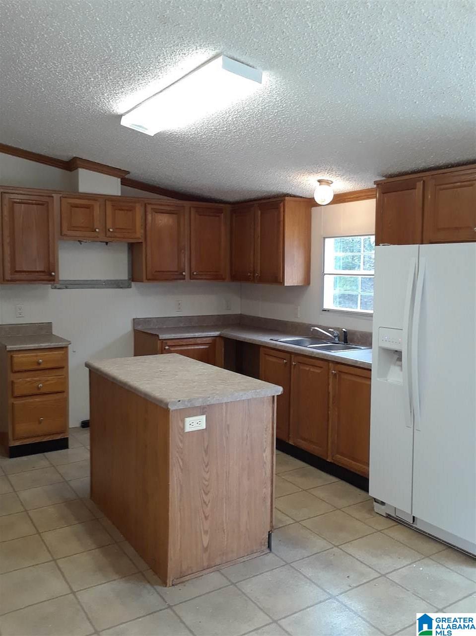 47 Dora Lane Vincent, AL 35178 - Photo 4 of 10