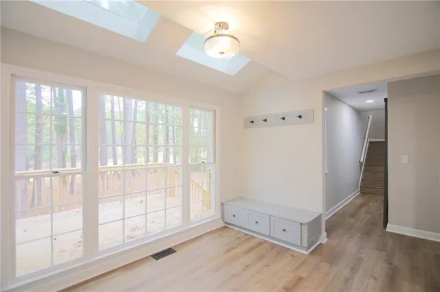 $699,900 | 5702 Brynwood Circle, Acworth, GA 30101