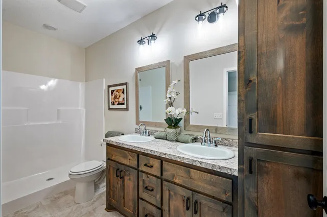 $415,900 | 25840 Emerson Drive, Wyoming, MN 55092