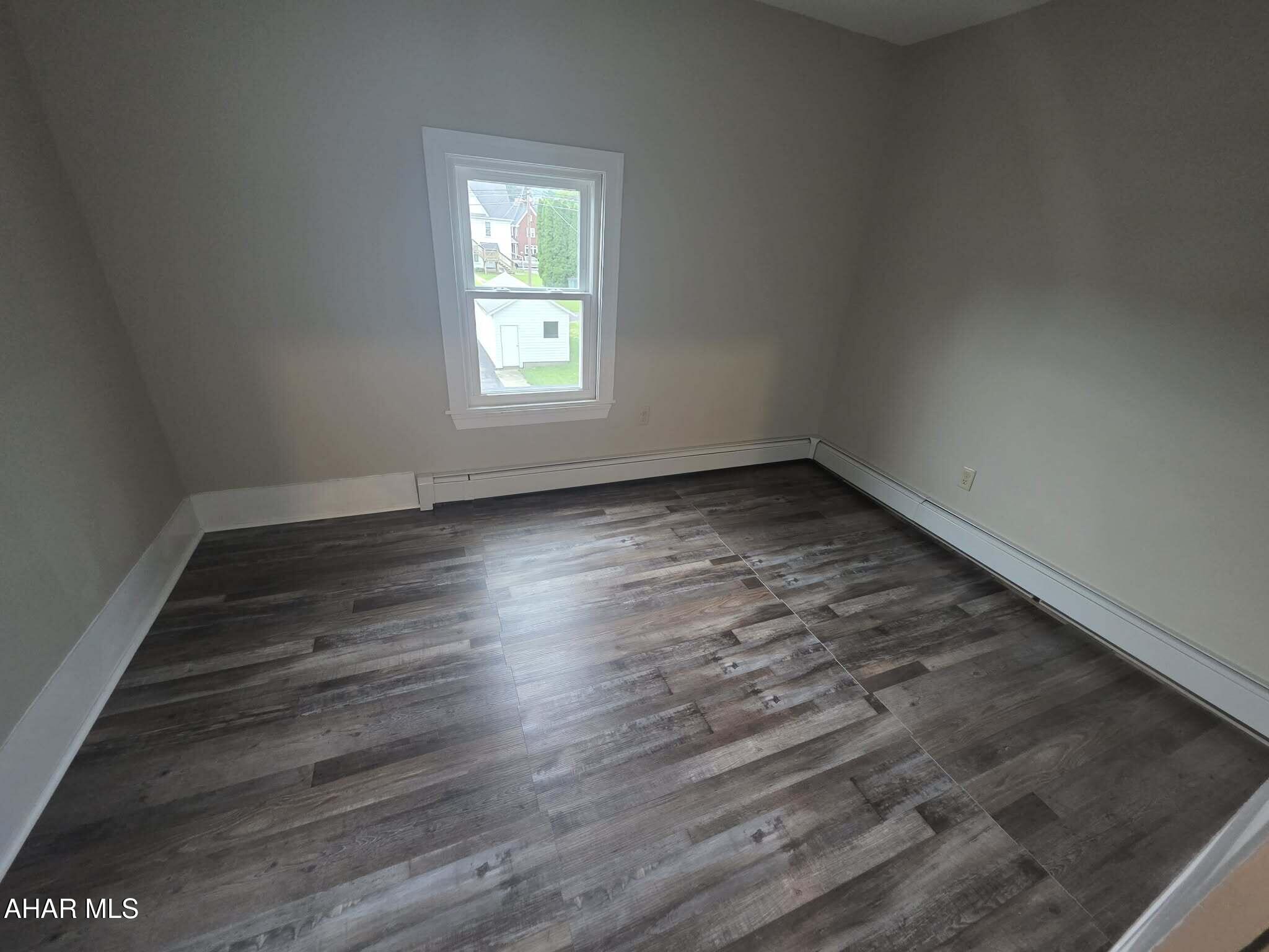 410 Poplar Street Roaring Spring, PA 16673 - Photo 14 of 34 Gallery Image 14
