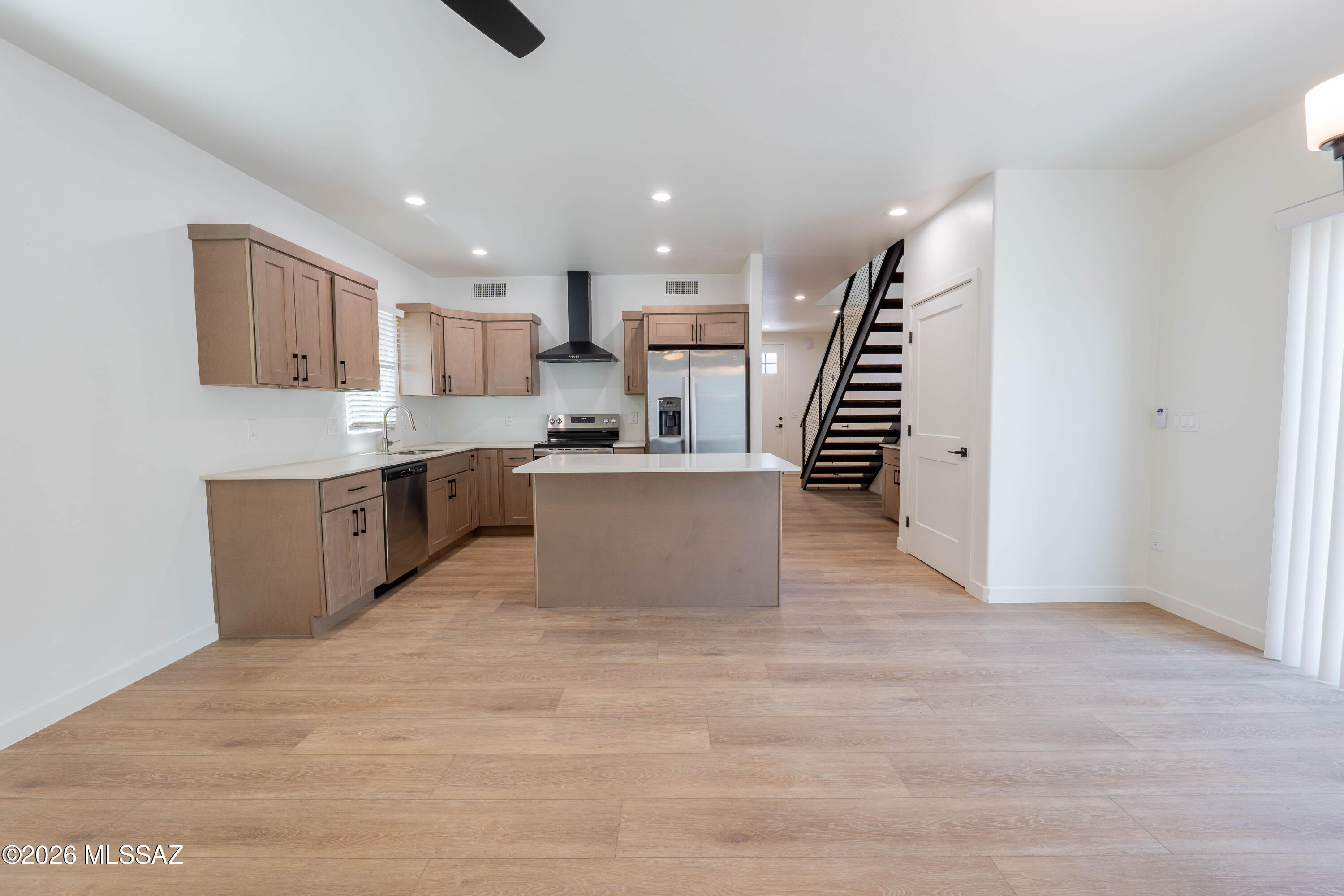 1300 North Rook Avenue, Unit 18 Tucson, AZ 85712 - Photo 2 of 20