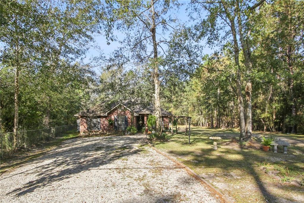 62495 Fish Hatchery Road Lacombe, LA 70445 - Photo 2 of 16 Gallery Image 2
