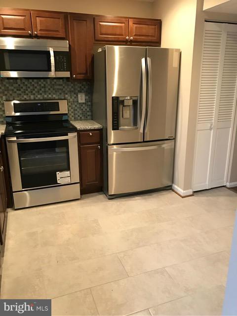 56 Riverside Run Drive Indian Head, MD 20640 - Photo 10 of 21 Kitchen