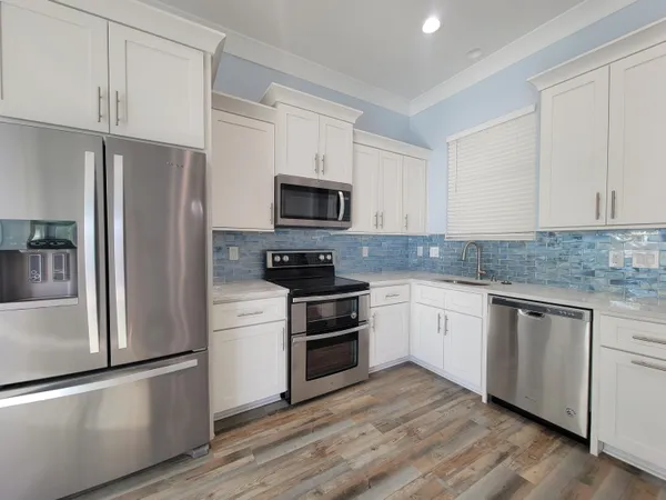 $1,900 | 1030 North County Highway 393, Santa Rosa Beach, FL 32459