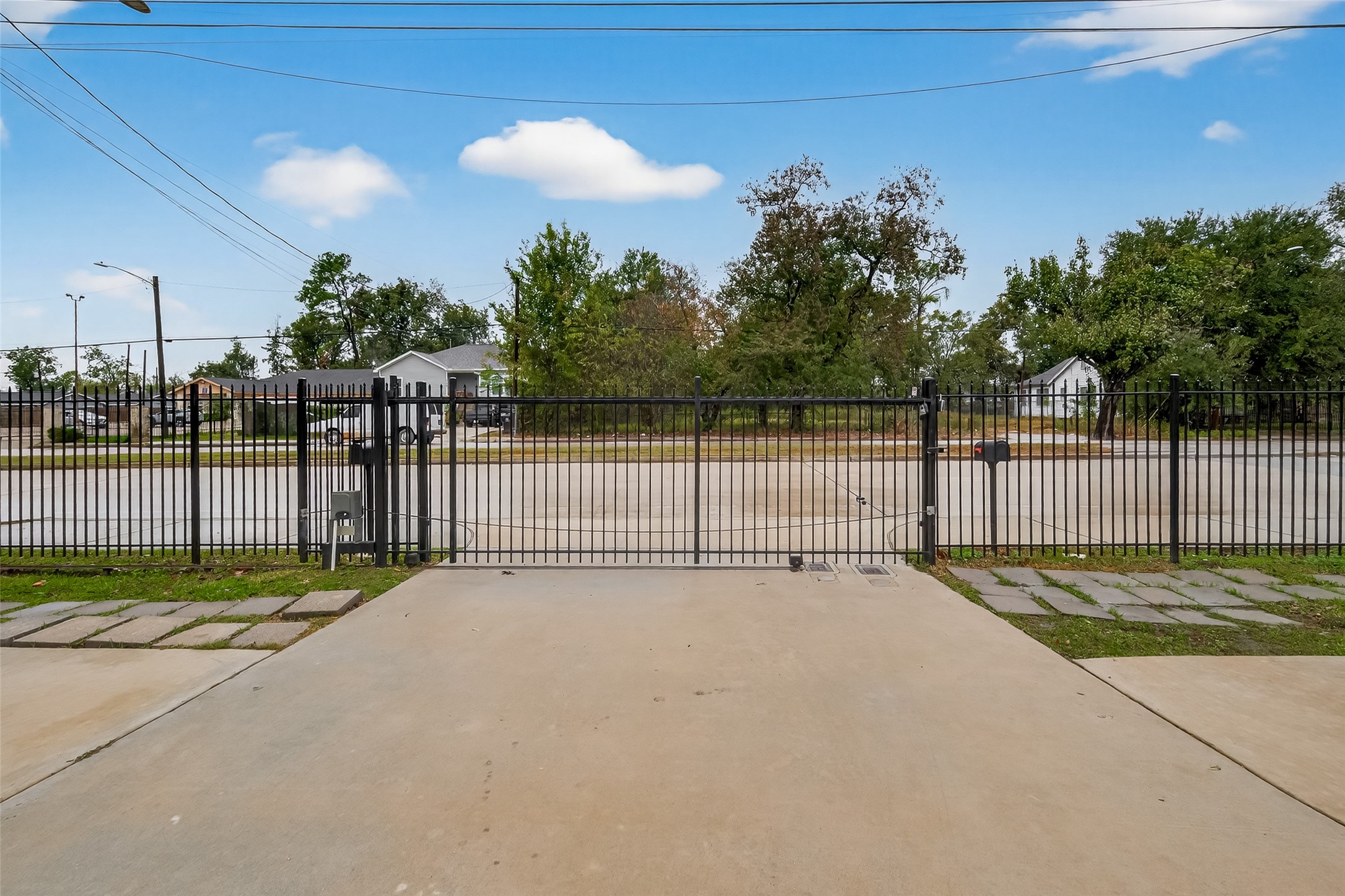 4302 Hirsch Road, Unit B Houston, TX 77026 - Photo 30 of 30 a view of swimming pool with a patio