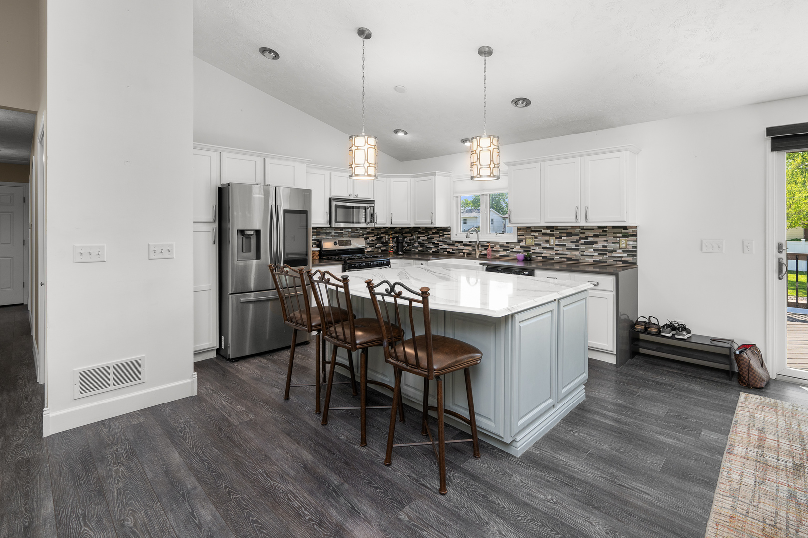 2914 44th Street Rock Island, IL 61201 - Photo 11 of 43