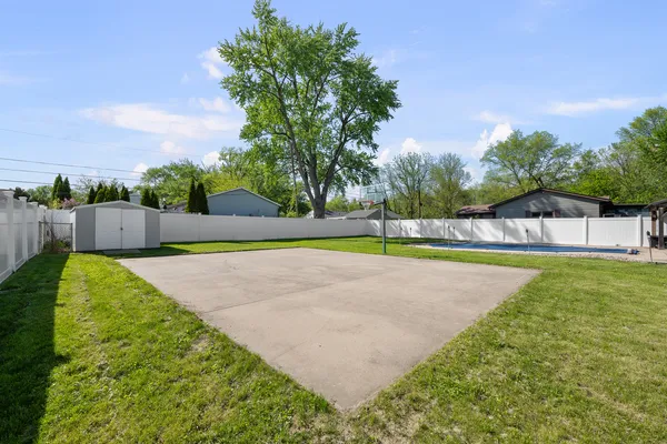 $315,000 | 2914 44th Street, Rock Island, IL 61201