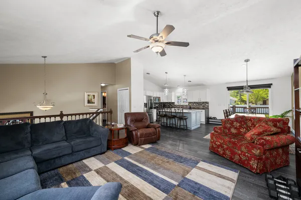 $315,000 | 2914 44th Street, Rock Island, IL 61201