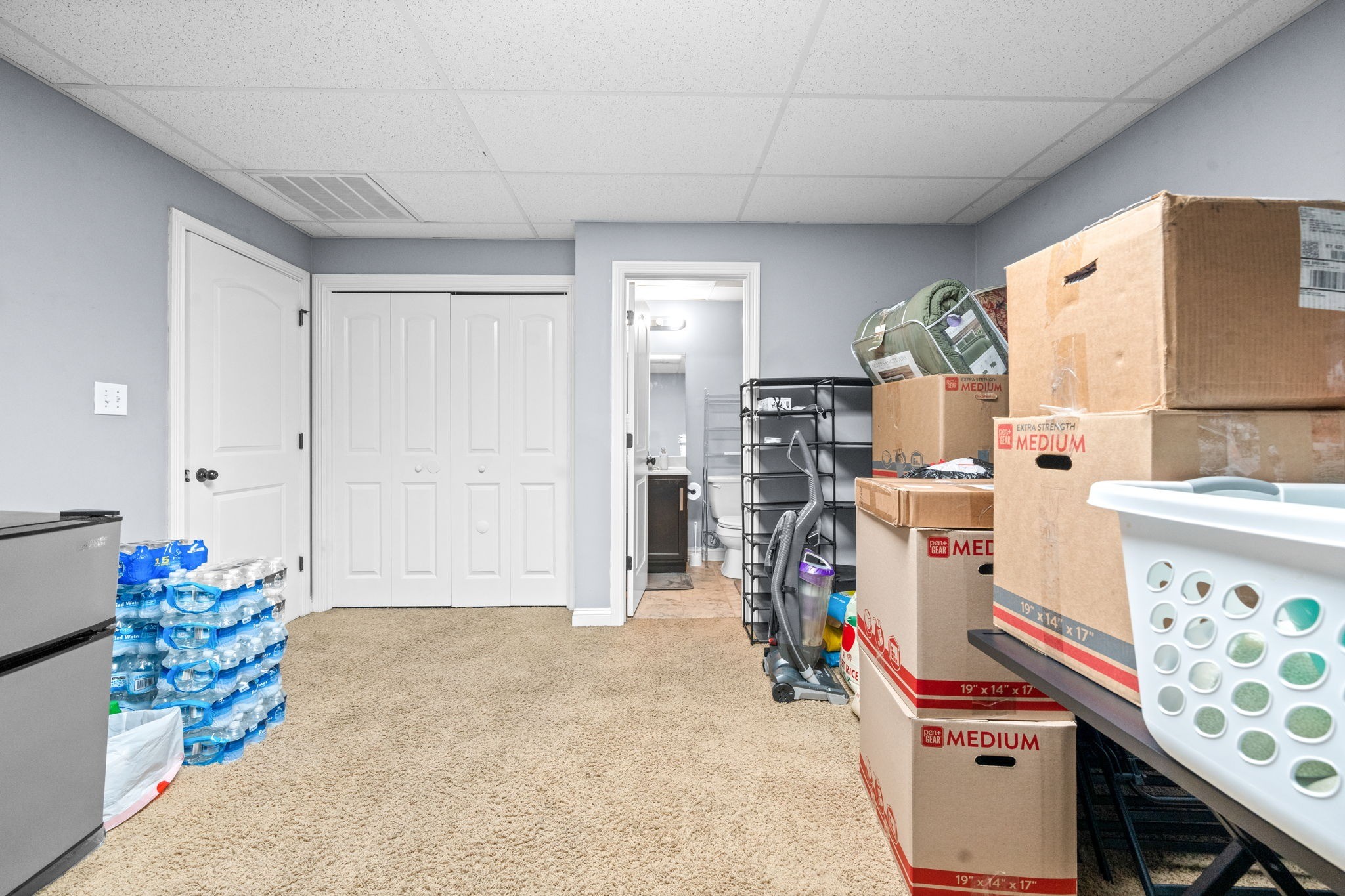 1148 York Meadows Road Clarksville, TN 37042 - Photo 28 of 35 a view of livingroom with furniture and workspace