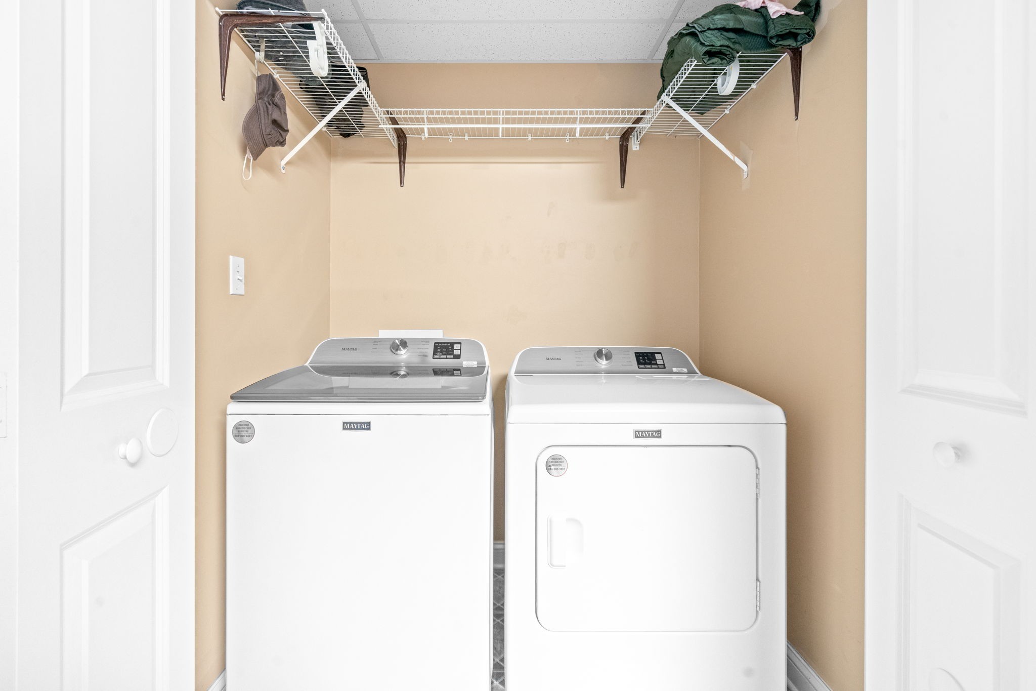 1148 York Meadows Road Clarksville, TN 37042 - Photo 29 of 35 a utility room with dryer and washer