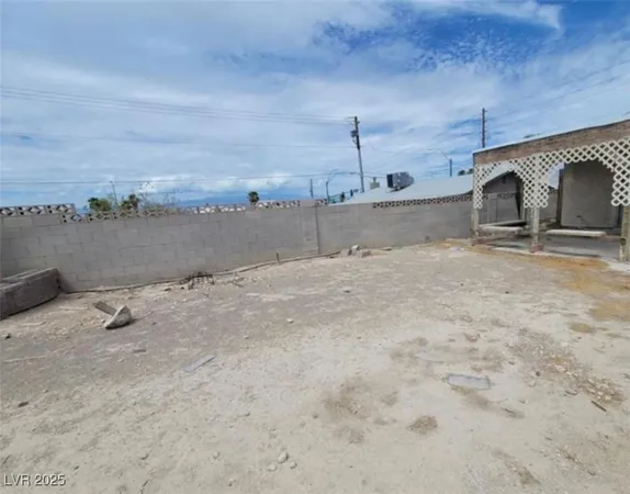 $429,900 | 6733 East Carey Avenue, Las Vegas, NV 89156