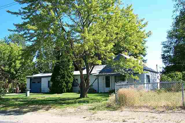 9720 North Colfax Road Spokane, WA 99218 - Photo 1 of 1 Gallery Image 1