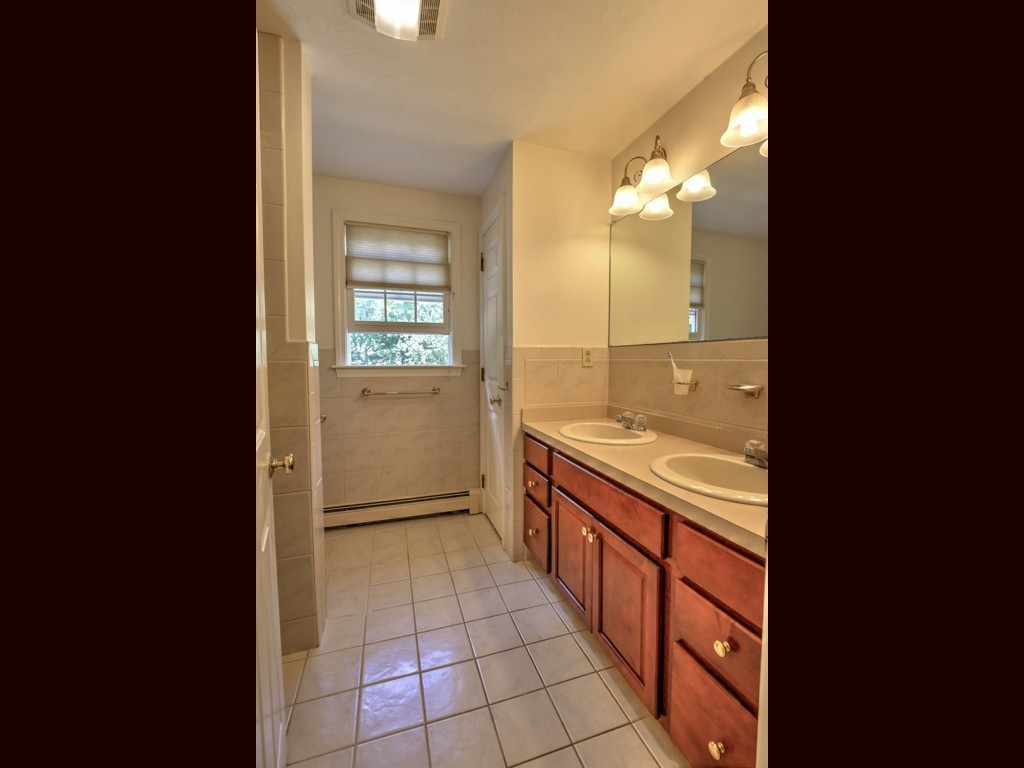 34 Hatchet Rock Road Scituate, MA 02066 - Photo 18 of 29 Gallery Image 18