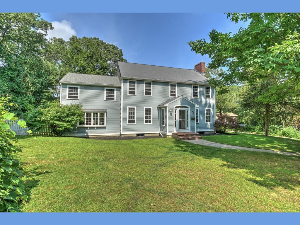 34 Hatchet Rock Road Scituate, MA 02066 - Photo 2 of 29 Gallery Image 2