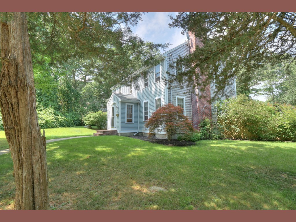 34 Hatchet Rock Road Scituate, MA 02066 - Photo 4 of 29 Gallery Image 4