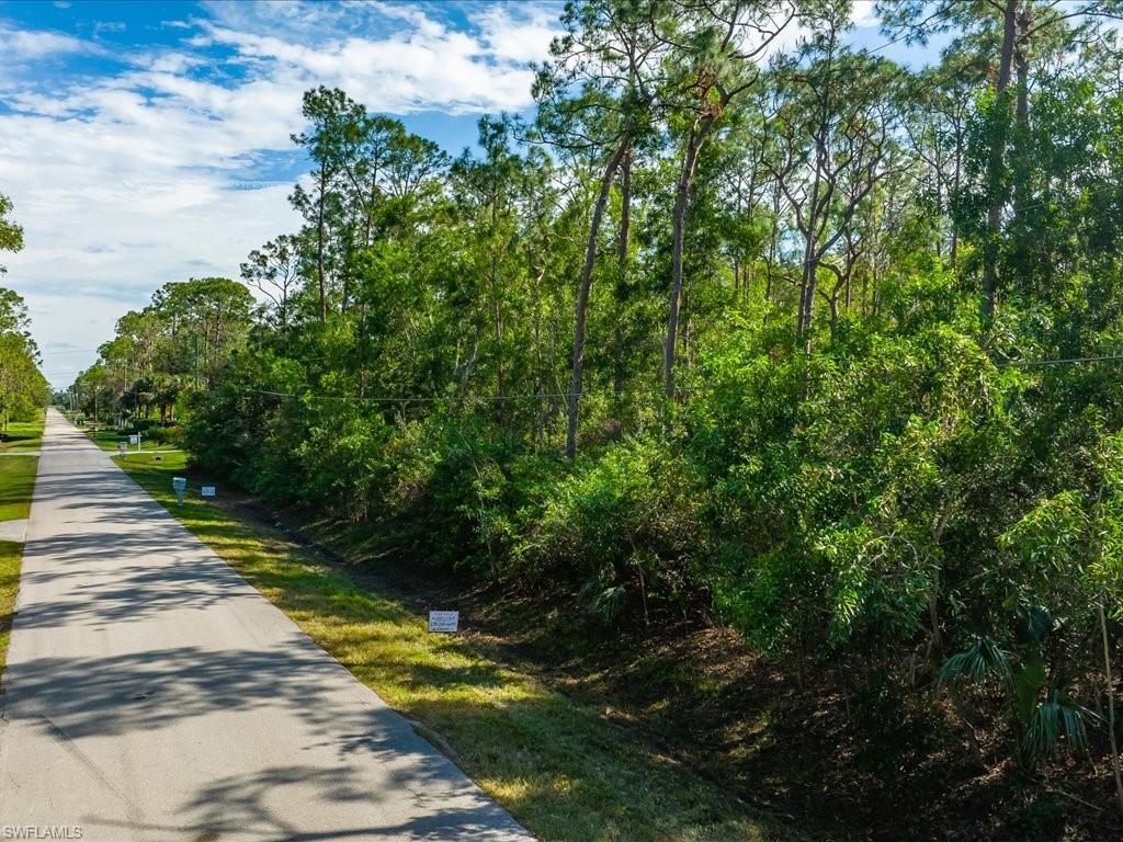 Sable Ridge Lane Naples, FL 34109 - Photo 4 of 16 Gallery Image 4