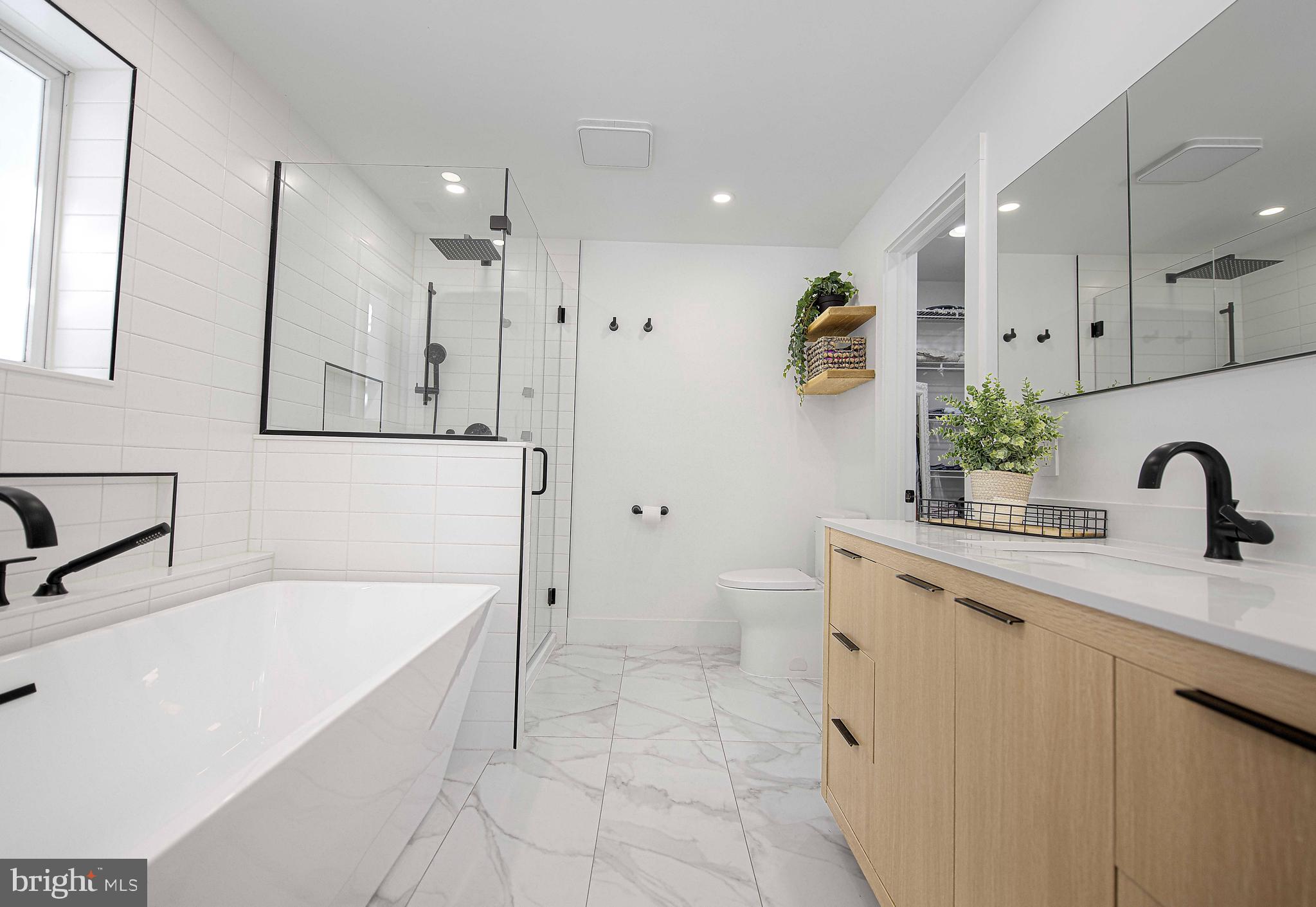 129 Duncannon Road Bel Air, MD 21014 - Photo 21 of 50 a bathroom with a bathtub sink and toilet