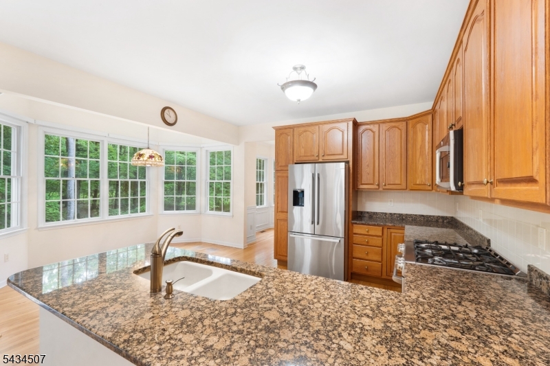 36 King George Road Warren, NJ 07059 - Photo 10 of 25