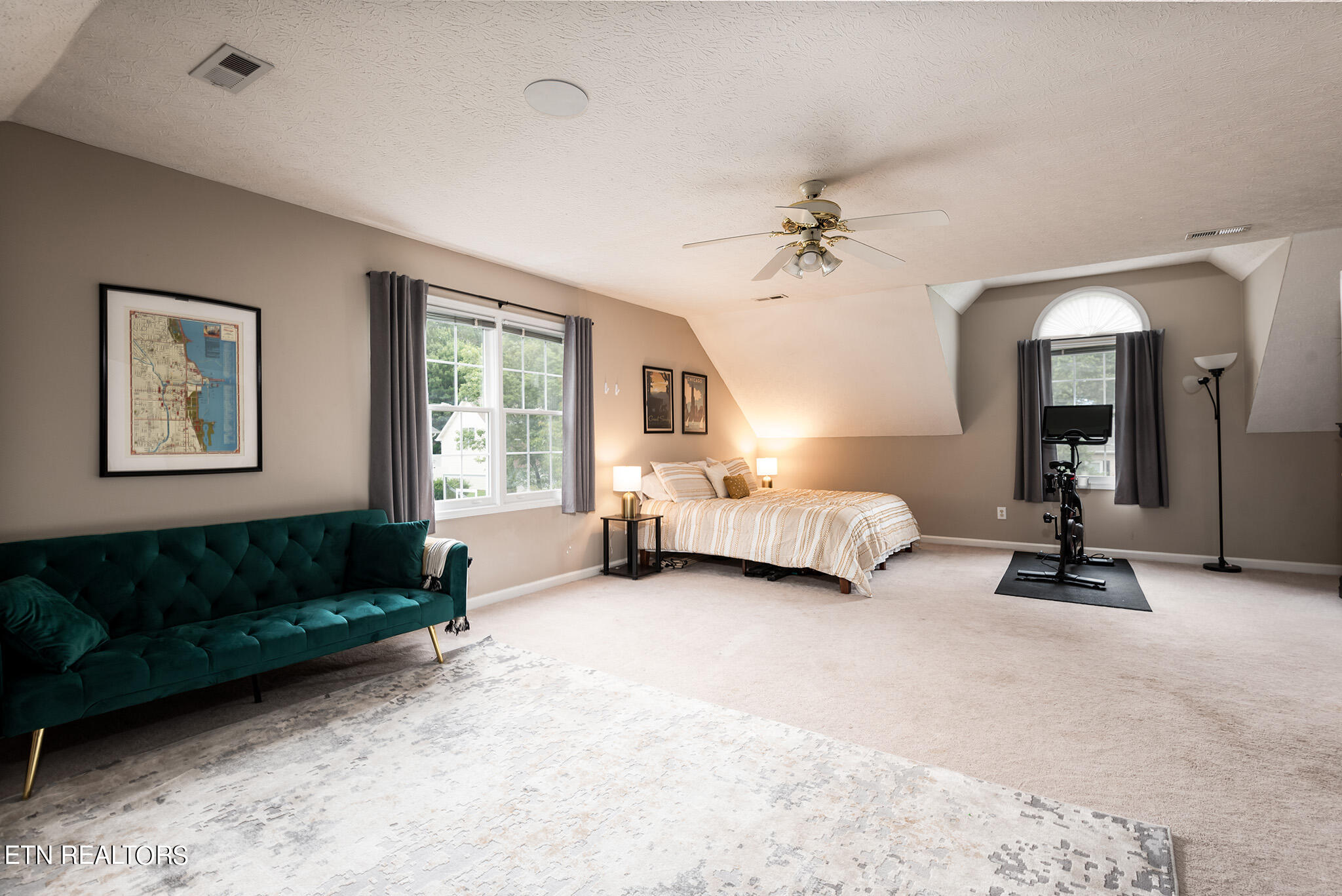 8918 Maple Ridge Lane Knoxville, TN 37923 - Photo 26 of 32 8918_Maple_Ridge_126