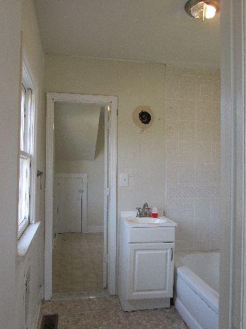 318 Connell Street Springfield, TN 37172 - Photo 18 of 20 Additional View of Bathroom
