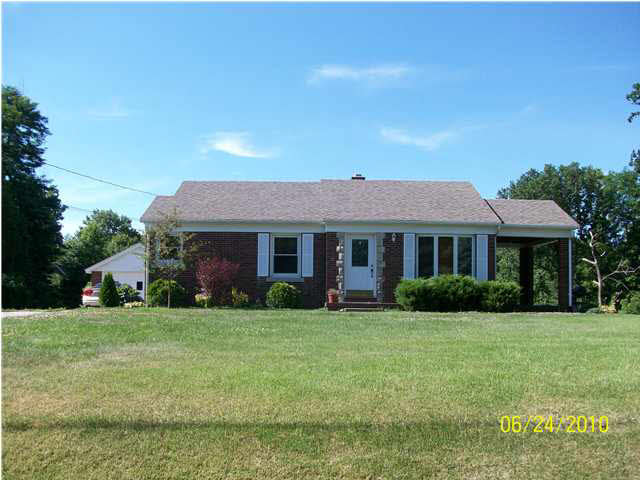 611 West Evergreen Road Evansville, IN 47710 - Photo 1 of 1 Gallery Image 1