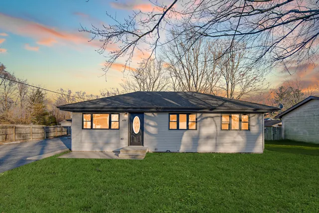 $319,900 | 459 North School Street, Braidwood, IL 60408