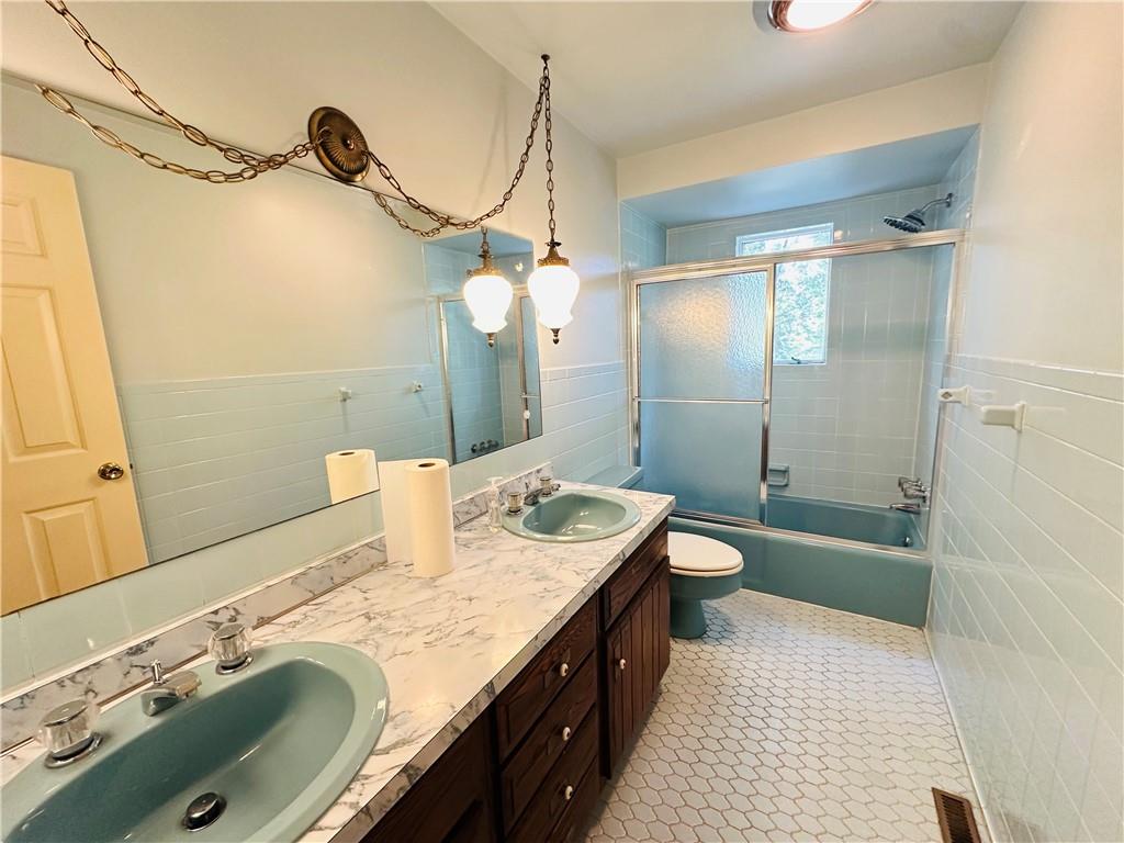 816 Belmont Road Butler, PA 16001 - Photo 29 of 39