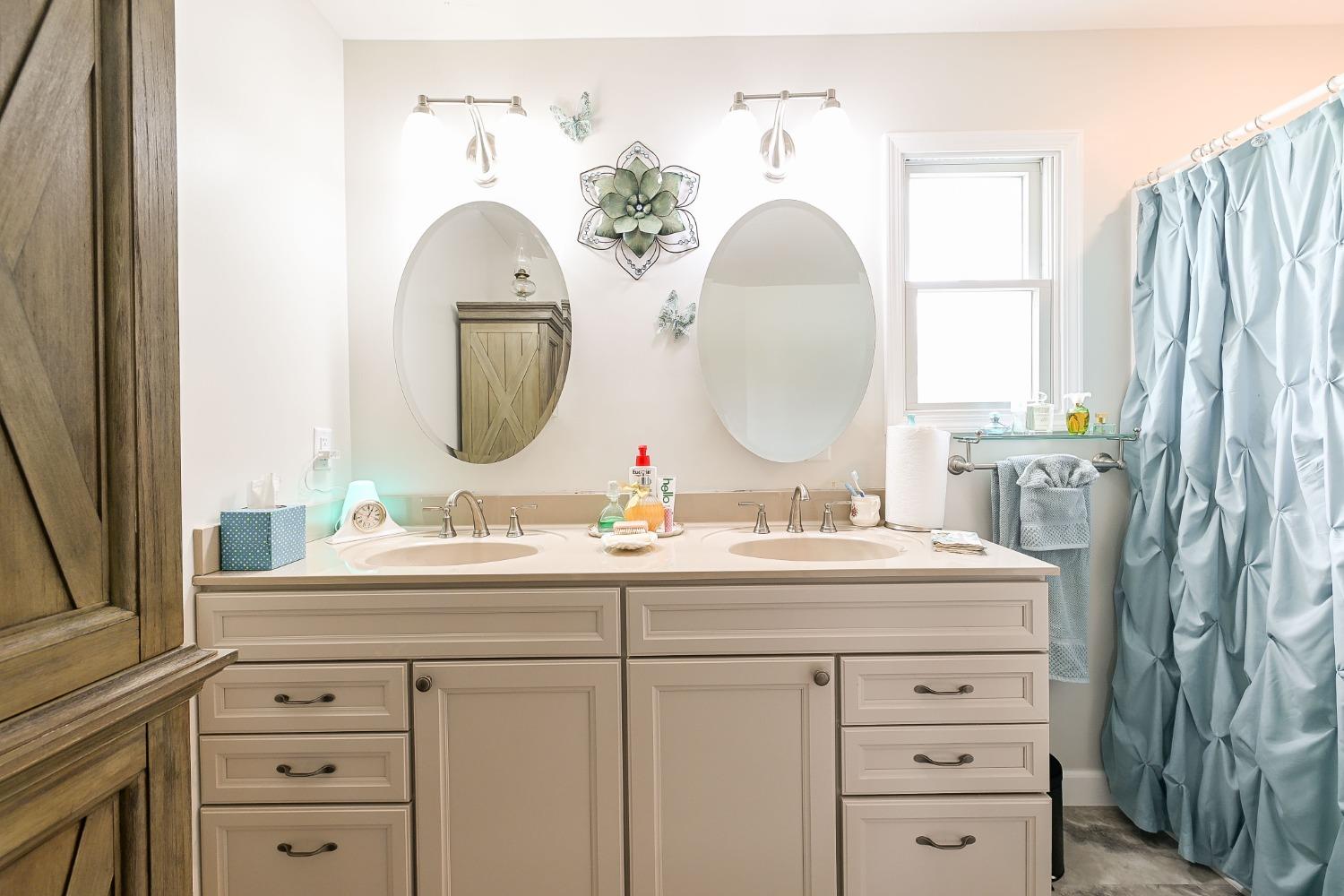 10835 Hoffman Road Aurora, IN 47001 - Photo 12 of 34 Gallery Image 12