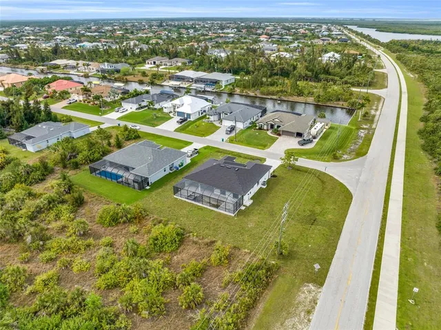 $3,200 | 15401 Aqua Circle, Port Charlotte, FL 33981