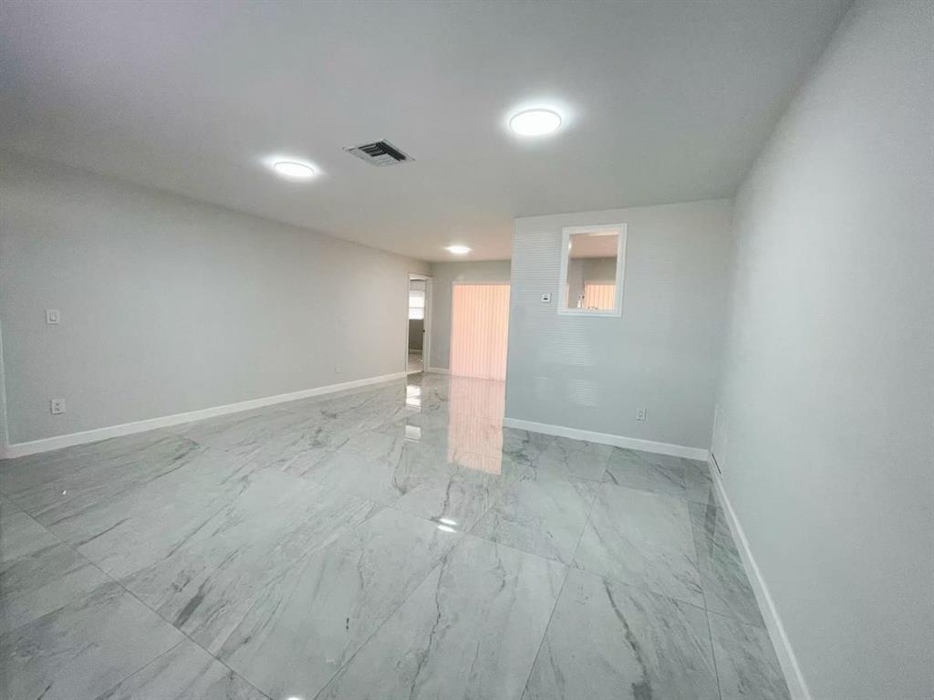 7750 Atlanta Street Hollywood, FL 33024 - Photo 3 of 12