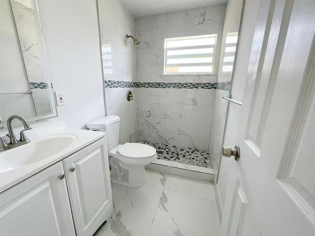 7750 Atlanta Street Hollywood, FL 33024 - Photo 5 of 12