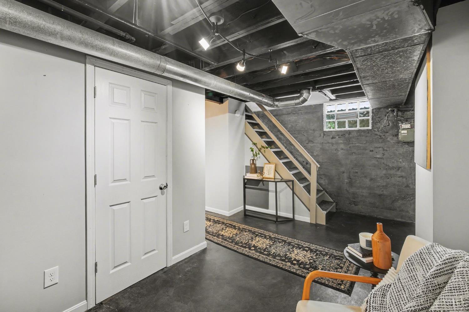 6618 Elm Street Cincinnati, OH 45227 - Photo 24 of 31