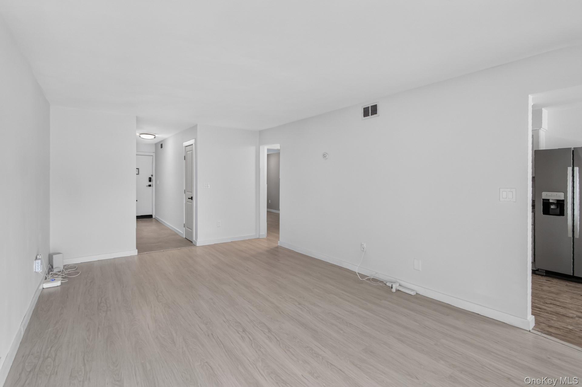 26 Cooper Road, Unit 414 Poughkeepsie, NY 12603 - Photo 6 of 24